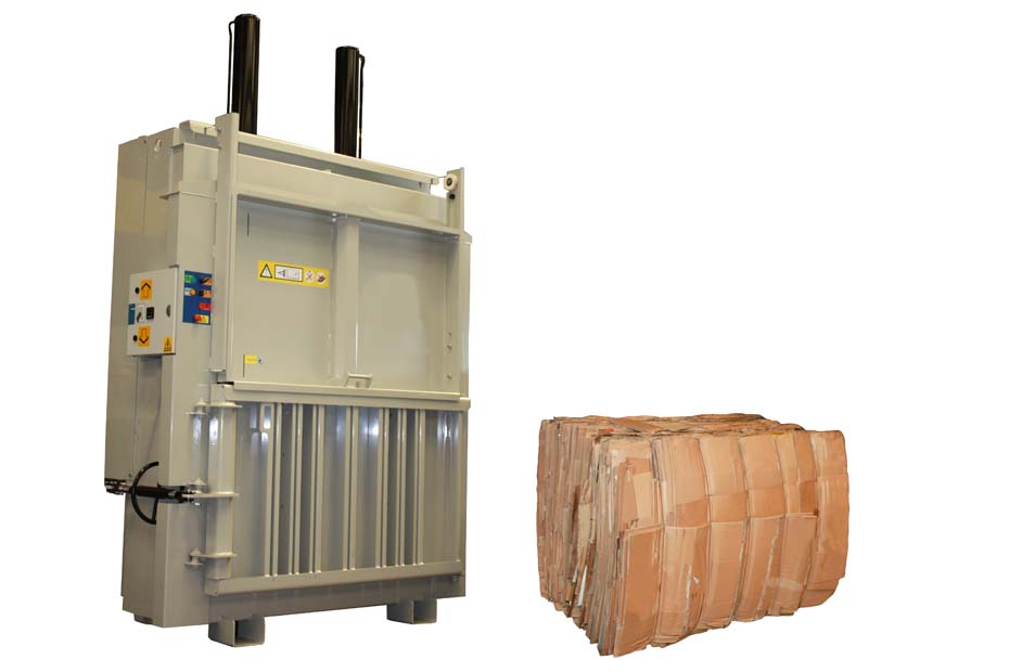 550 baler with cardboard bale